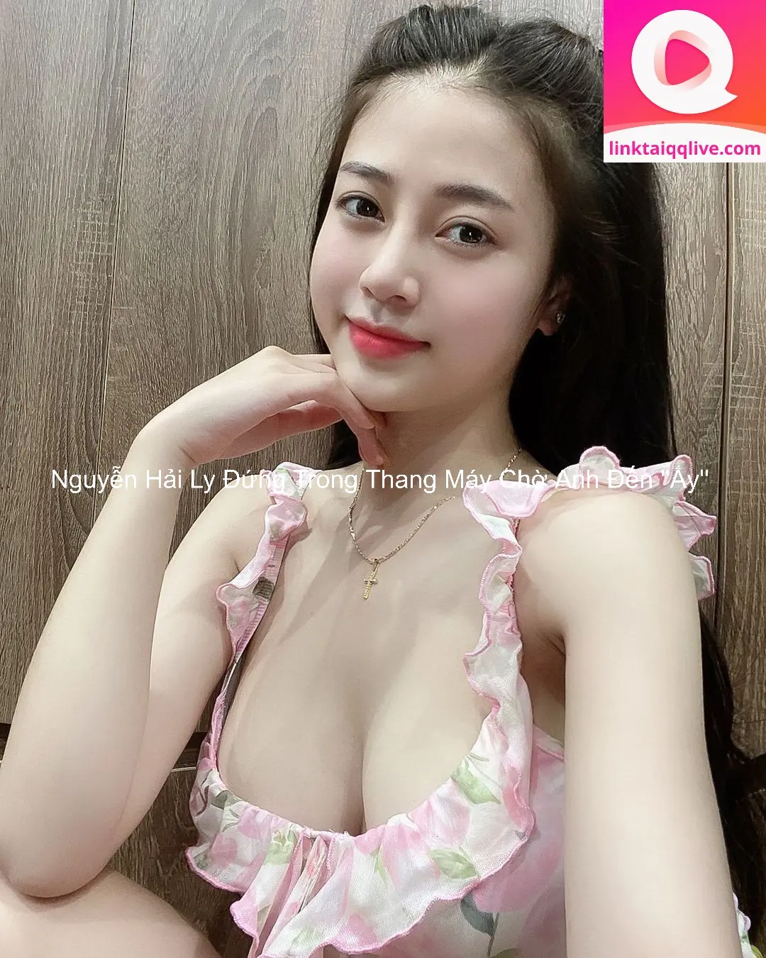 Nguyễn Hải Ly Đứng Trong Thang Máy Chờ Anh Đến ''Ấy'' 6